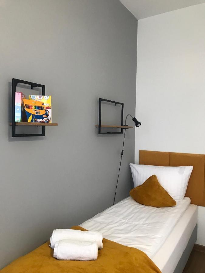 Apartament No82 Yellow Holiday Home Zator Extérieur photo