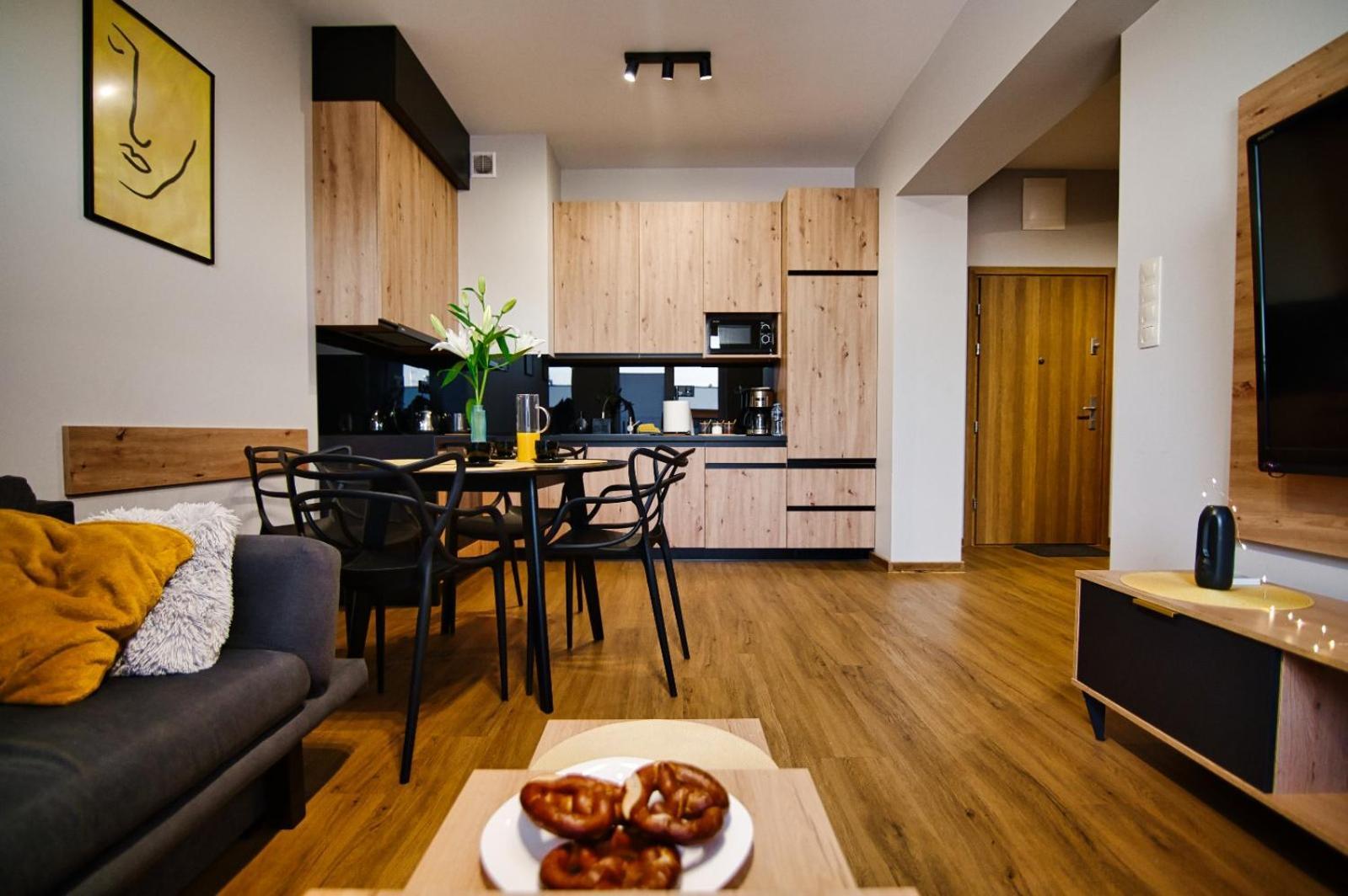 Apartament No82 Yellow Holiday Home Zator Extérieur photo