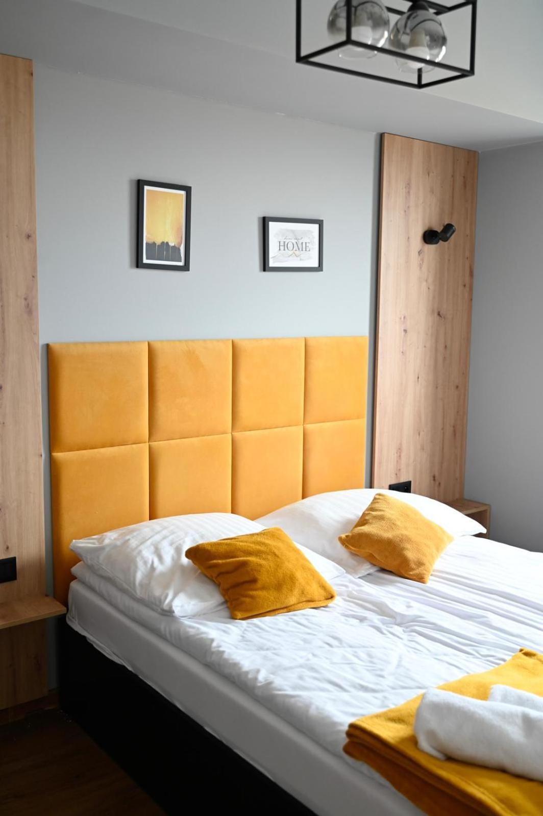 Apartament No82 Yellow Holiday Home Zator Extérieur photo